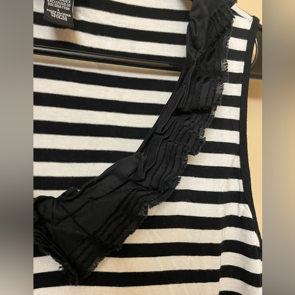 Spense Studio EUC sleeveless tank - Picture 3 of 4